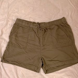 Drawstring Olive Green Shorts, Size XL, 4” inseam